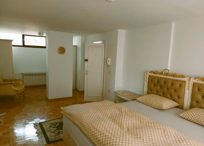 Na Dlanu Apartment *